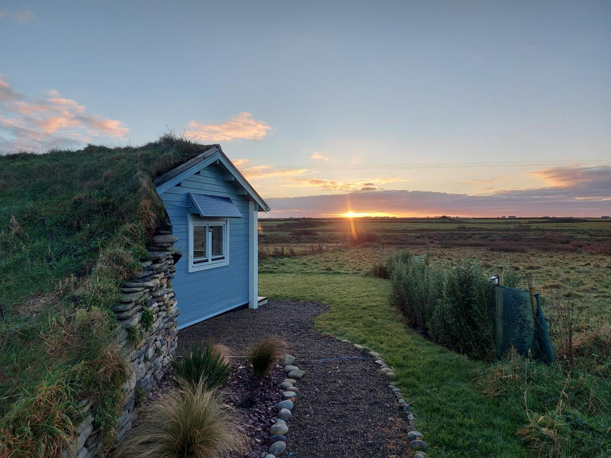 Seafield Cabin Tromora West Exterior photo